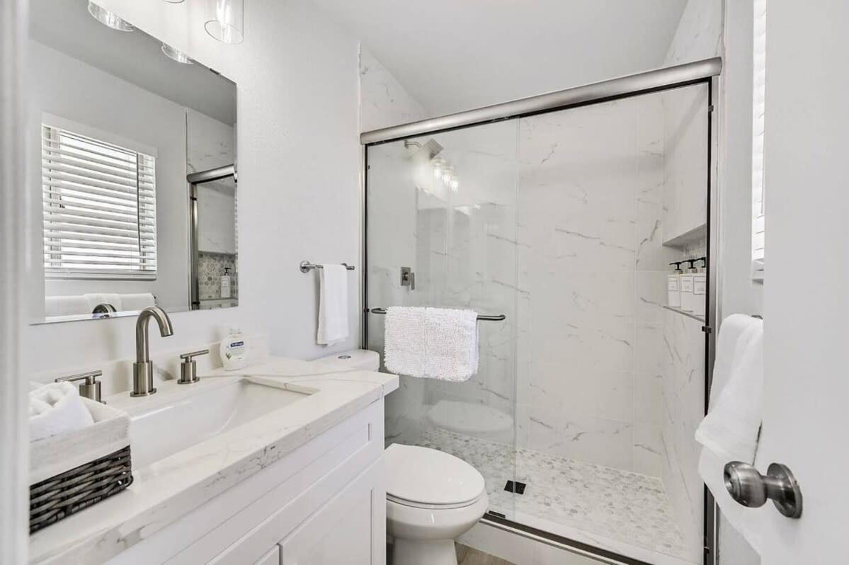 1 Story, 3 Bedroom W Hot Tub, Pool Grill, Firepit Сasa de vacaciones Las Vegas